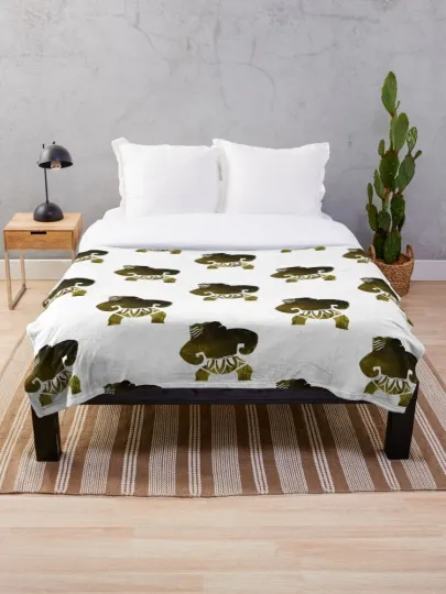 Discover Disney Moana Tattoo Inspired Silhouette Cozy Fleece Blanket