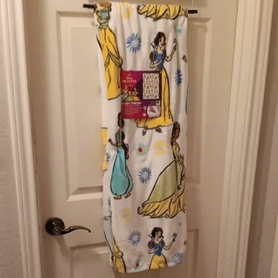 Discover Disney Princess Fleece Throw Blanket Size 50x70