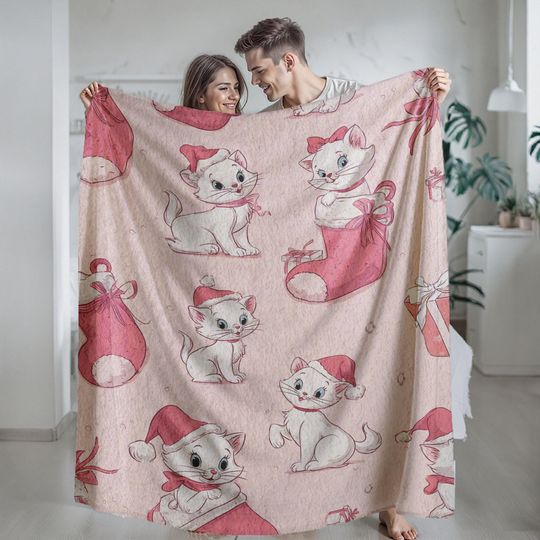 Discover Christmas White Kitten Fleece Blanket for Cat Lovers, Festive Holiday Cat Decor, Winter Cozy Plush Throw