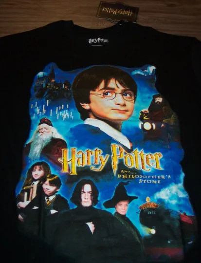 Discover Vintage Style HARRY POTTER  And The Philosopher's Stone T-Shirt MENS MEDIUM