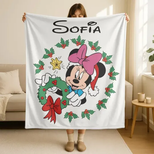 Discover Personalized Disney Minnie Mouse Christmas Wreath Cozy Fleece Blanket