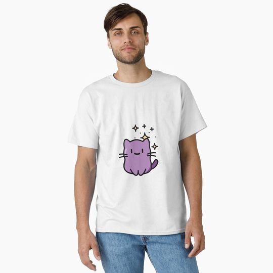 Discover a cute purple cat Classic T-Shirt