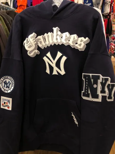 Discover NEW YORK YANKEES MENS  HOODY PRO STANDARD  NAVY 3 D DESIGN