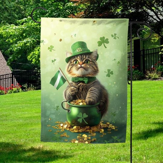 Lucky Cat St. Patrick's Day Garden Flag, Shamrock-Themed Yard Decor, Festive Outdoor Sign, Green Holiday Decor,Irish Celebration Flag