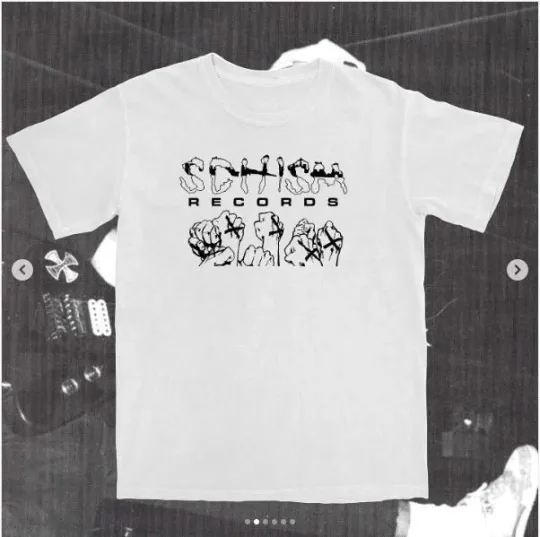 Discover Wide Awake Band Double Sided T-Shirt Unisex