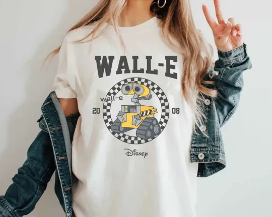 Discover Disney Wall E And Eve 1 T-shirt