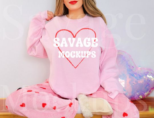 Valentines Day | Light Pink Gildan Sweatshirt
