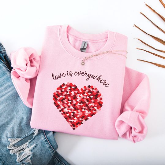 Discover Love Is Everywhere Heart Graphic Valentine Sweatshirt
