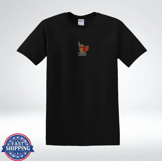 Discover Capybara Knight Huzzah Funny Medieval Animal Graphic Tee T-Shirt