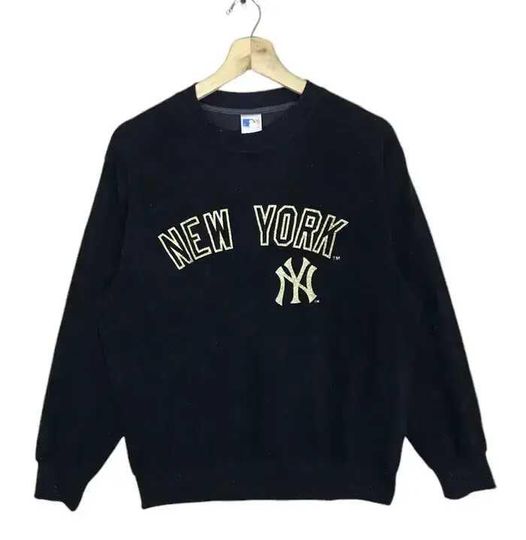 Discover MLB New York Yankees in Size Large Black Colour Fleece Sweatshirts