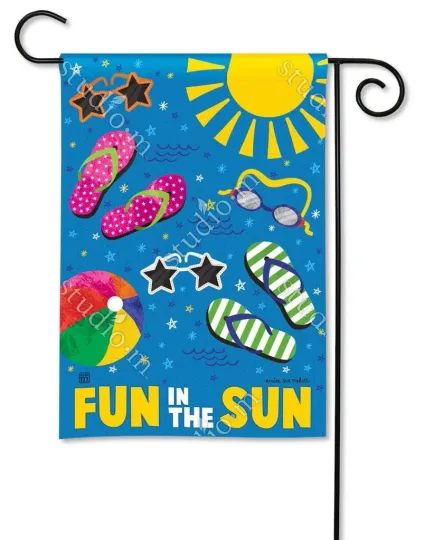 Discover SUMMERTIME FUN GARDEN FLAG
