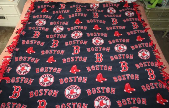 Discover Custom Fleece MLB 2009 Knotted Tied Blanket/throw - Boston Red Sox L50” x 58”