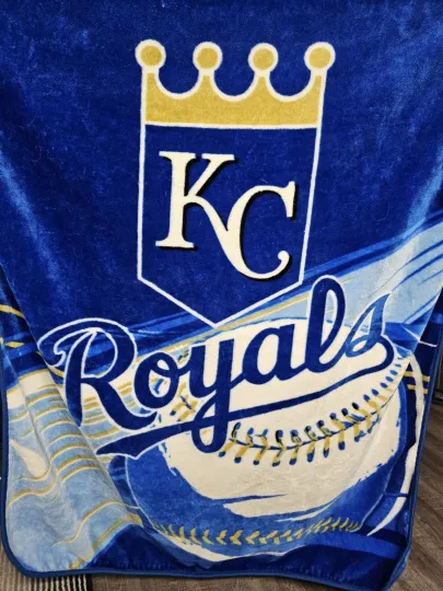 Discover Kansas City Royals MLB 50"x60" Fleece Stadium Blanket Throw