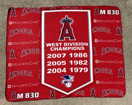 Discover Los Angeles Angels MLB baseball Fleece Blanket  L 48 1/4” x W 61 1/4”