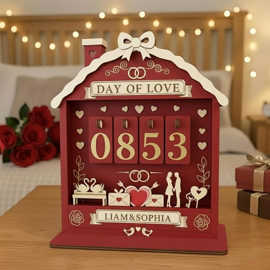 Personalized Days in Love Tracker, Anniversary Gift for Boyfriend, Custom Couple Sign, Valentine's Day Decor, Relationship Counter Gift