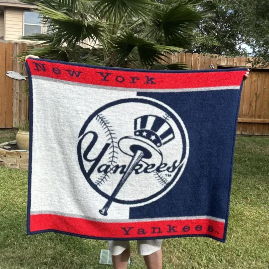 All Star New York Yankees Blanket Throw 60"×50” Used Fleece Icon Team Issues