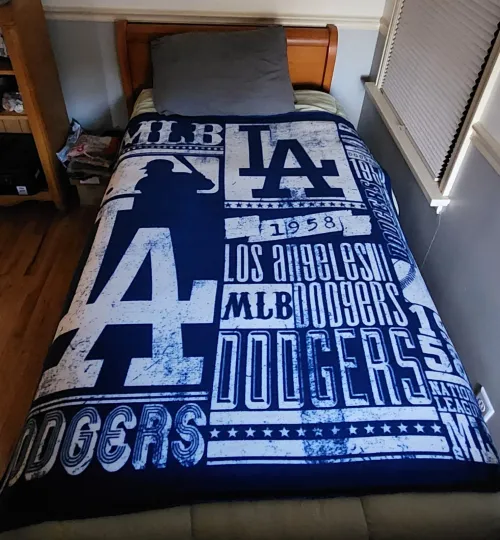 Los Angeles Dodgers Throw Blanket | Warm Soft Fleece Northwest Co Retro Blue
