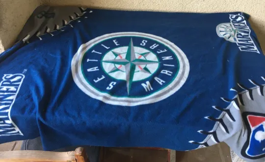 Discover Seattle Mariners Throw Lap Blanket MLB Insiders Club Baseball Fleece Genuine