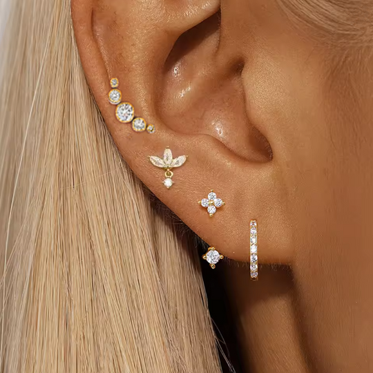 Discover 4PCS Zircon Heart Moon Flower Small Hoop Earrings Set For Women Stainless Steel Huggies Pendant Piercing Earrings Jewelry Aretes