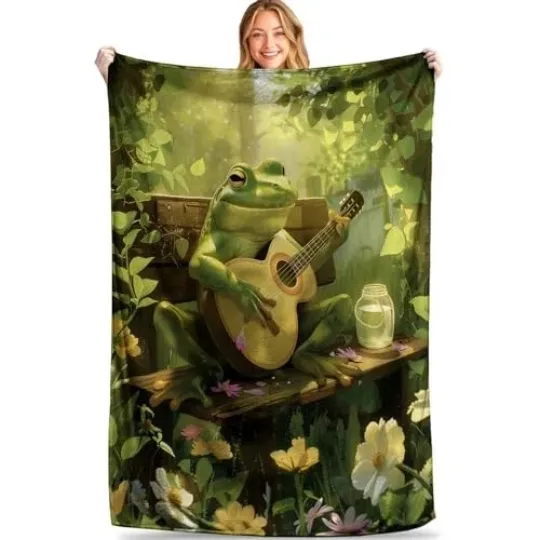 Discover Disney Princess & The Frog Blanket, Musical Frog Disney Fleece Blanket