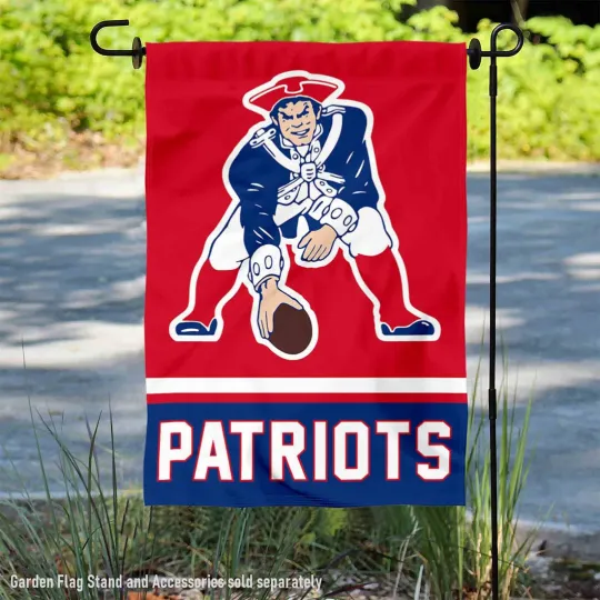 New England Patriots Retro Pat Patriot Garden Flag and Yard Banner