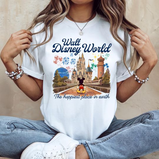 Discover Disney Epcot World Shirt: Girls Trip Shirt, Family Trip Castle Magic Kingdom Tee, Disney Park  Vacation Shirt, Matching travel tee
