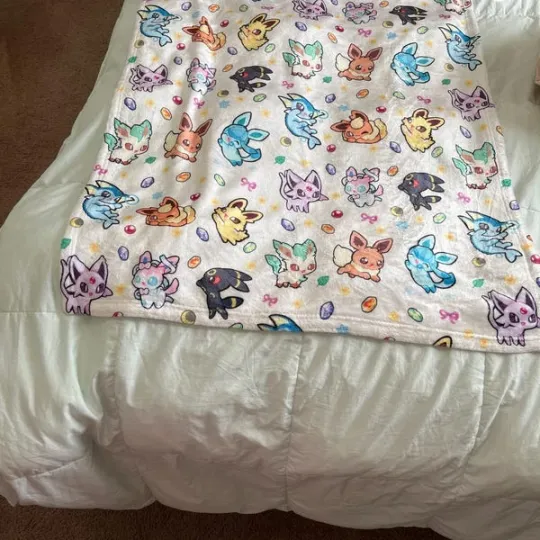 Discover Eeveelution Flannel Blanket for Kids and Pets, Cute Anime Gaming Throw
