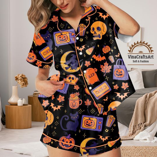 Retro Halloween Pajamas Set, Tis the Season Spooky Pajamas, Cute Spooky Womens Sleepwear, Pumpkin Loungewear, Fall Cozy Pajamas