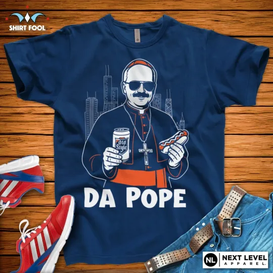 Discover CHICAGO POPE LEO XIV ***DA POPE*** T-SHIRT