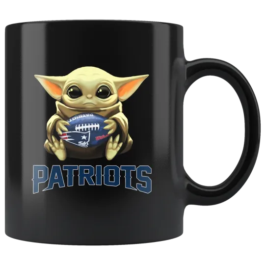 Discover New England PATRIOTS Baby Yoda Star Wars Cute Yoda PATRIOTS Fun Yoda Coffee Mug