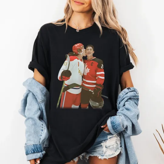 Discover Hockey Heated Rivalry T-shirt, Vintage Hollander Rozanov Hockey Shirt