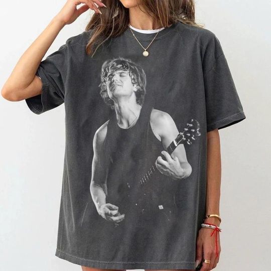 Discover DJO Joe Keery Tribute Concert Shirt, Vintage Tee, Indie Music Photo Fan Gift