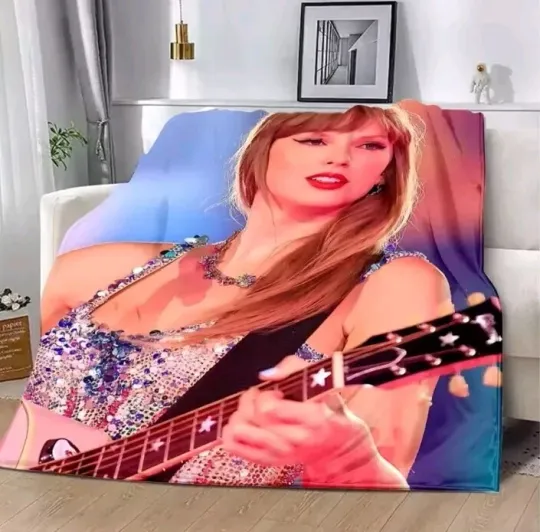 Discover Swift Cosy Blanket