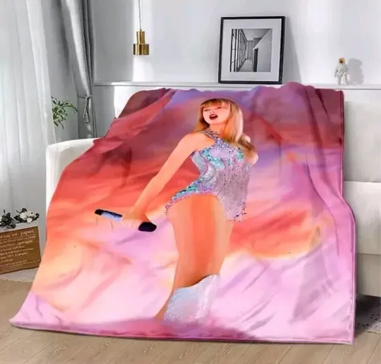 Discover Swift Cosy Blanket