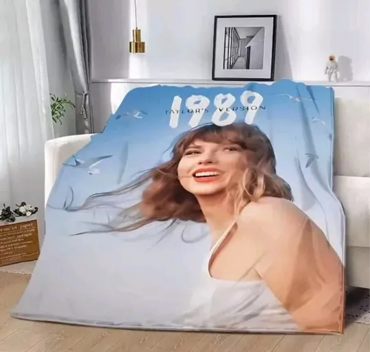 Discover Swift Cosy Blanket