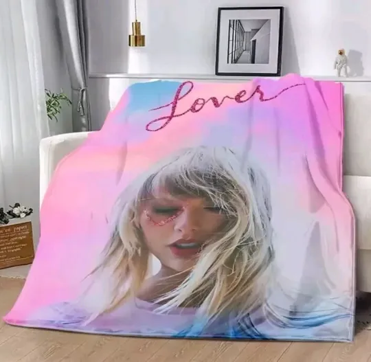 Discover Swift Cosy Blanket