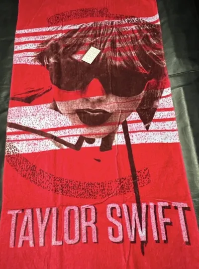 Discover Swift BEACH TOWEL - (THE RED TOUR)…EXCELLENT CONDITION … NEVER USED