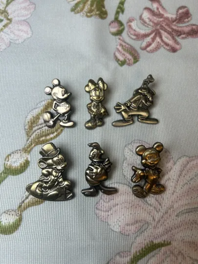 Discover Disney Pins Mickey Mouse Minnie Monogram Products Inc Goofy Donald Lot Of 6