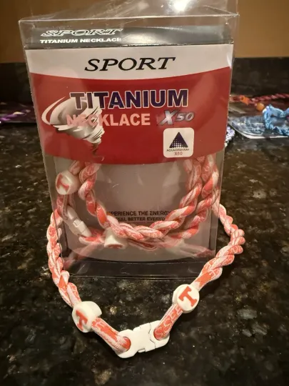 Discover Tennessee Volunteers 18” Tornado Braided Necklace