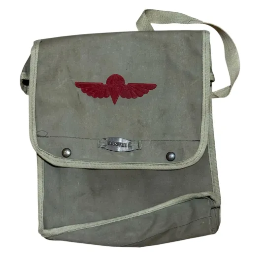 Discover Swift Inspired Comforter Bedding Set – Soft Fan Decor