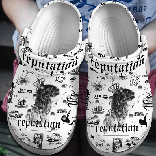 Discover Swift Inspired Casual Clogs – Comfortable Fan Footwear