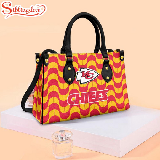Kansas City Chiefs Wave Pattern football Team Leather Handbag