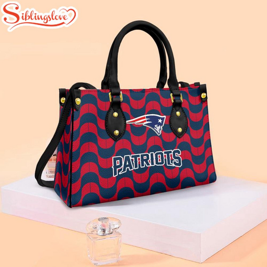 Discover New England Patriots Wave Pattern football Team Leather Handbag