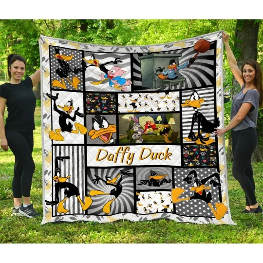 Discover Daffy Duck Quilt, Looney Tunes TV Series Quilt Blanket