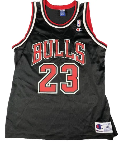 Discover Vintage Chicago Bulls Jersey Mens Large NBA Basketball Michael Jordan 23 90s