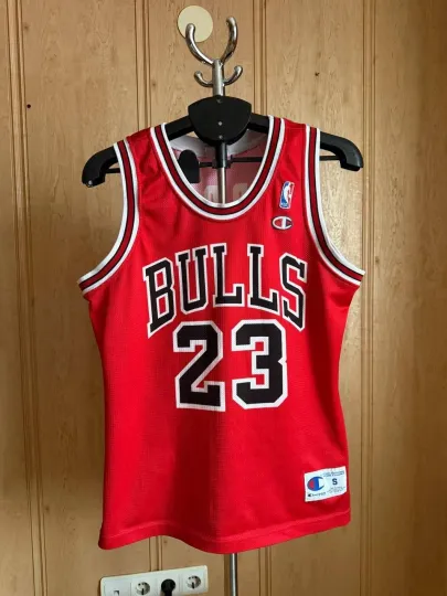 Chicago Bulls NBA 90s Vintage Jersey Michael Jordan #23 Men's