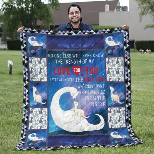 Discover Dinosaur Blanket, Mom and Baby White Brachiosauruses Quilt, Fleece Sherpa