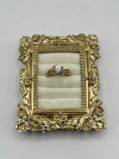 Discover Cleveland Browns Casual Stand Collar Sweatshirt