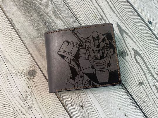 Gundam Robot Leather Wallet for Men with Engraved Anime Artwork