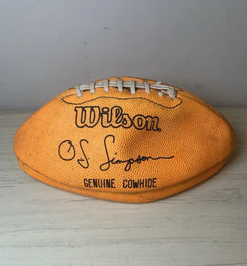 Discover OJ SIMPSON F0425 Orange WILSON FOOTBALL "The JUICE" Vintage 1970s 1980s